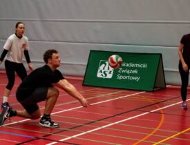 Międzywydziałowa Liga Siatkówki WUM w koszulkach Wojowników Głowicy!